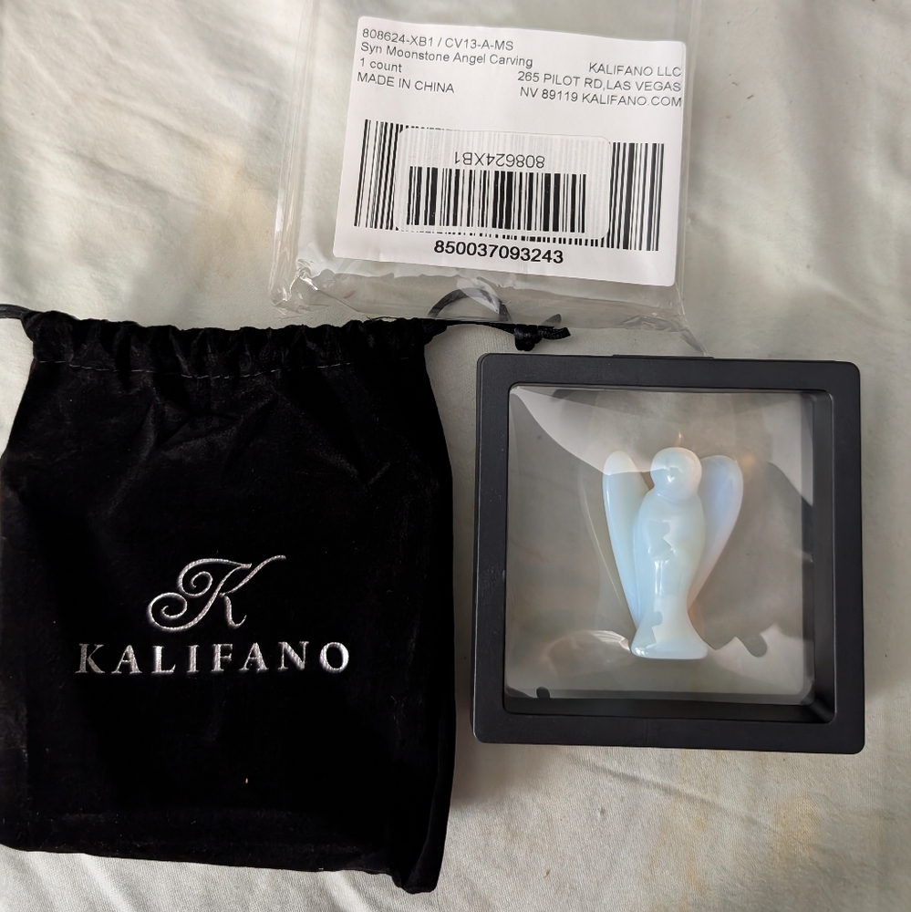 New Kalifano Angel Carving in Display Case